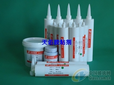 玻璃燈罩專用防水粘接方案 天佑膠粘劑的技術(shù)解析與應(yīng)用指南